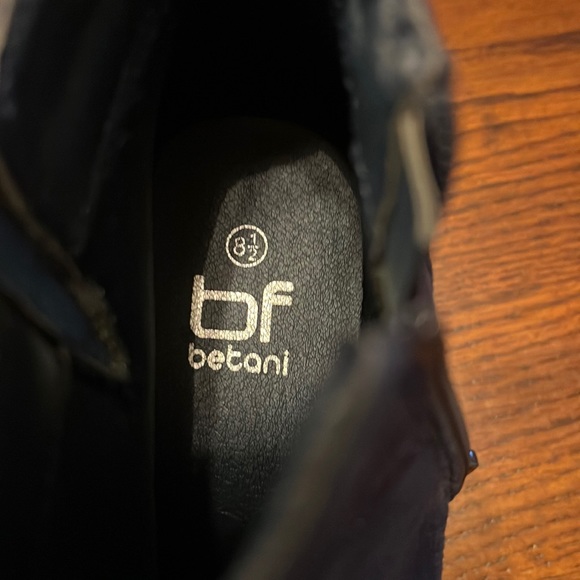 NWOT Betoni Blue Suede Boots - Picture 6 of 9